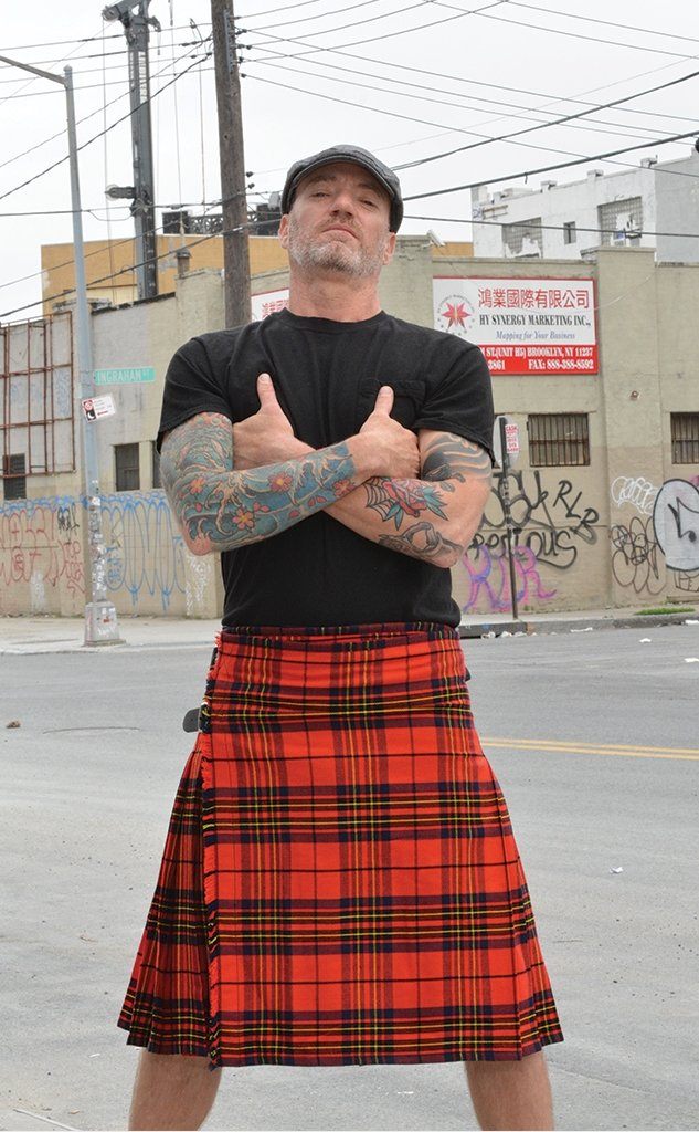 mens 9-yard traditional kilt  - Front view